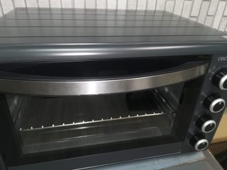 Horno de mesa CECOTEC Back&Toast 6090