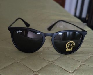 Ray-Ban Erika RB4171 Gafas de Sol Negras