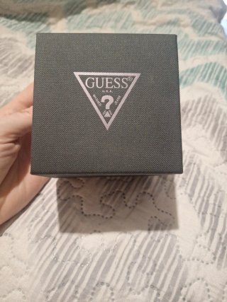 Reloj Guess Original Dorado y Negro en Caja