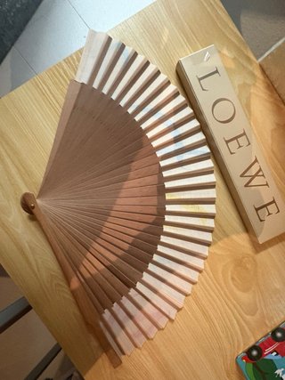 Abanico Loewe Beige Nuevo