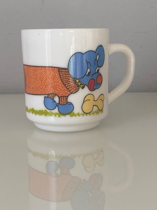Arcopal taza perro salchicha