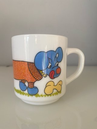 Arcopal taza perro salchicha