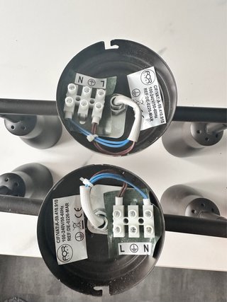 Lámpara de techo direccional marrón