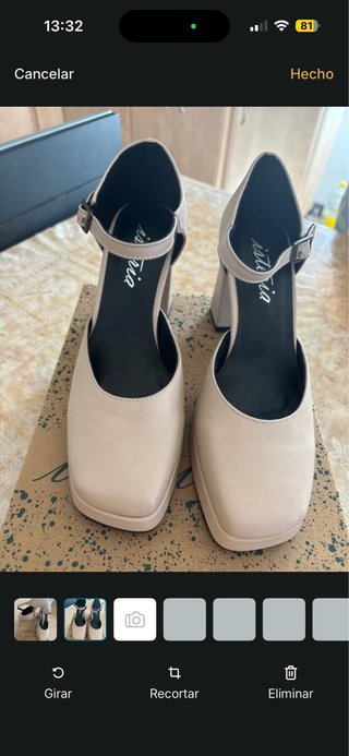 Zapatos de tacón beige