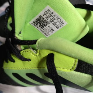 Zapatillas Adidas Negras y Verdes Talla 36
