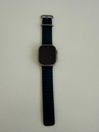 Apple Watch Ultra 2 49mm + Caja + 3 Correas