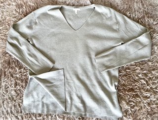 jersey verde claro pastel de canale cuello de pico