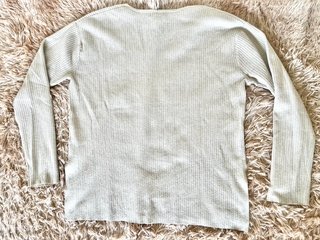 jersey verde claro pastel de canale cuello de pico