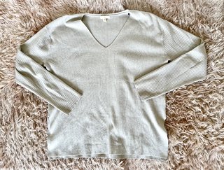 jersey verde claro pastel de canale cuello de pico