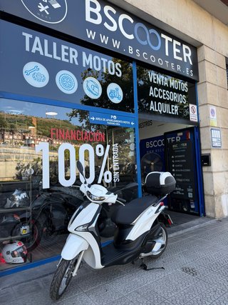 Piaggio Liberty 125cc Scooter