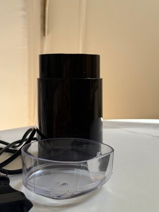 Molinillo Café Eléctrico Amazon Basics Negro