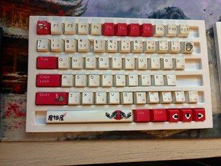 Keycaps personalizzate rosse e bianche