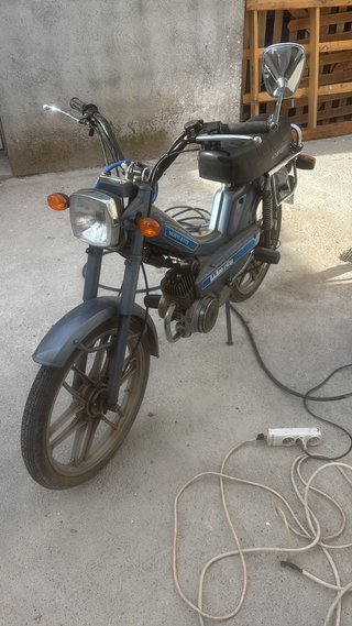 Motobécane Mobylette Ciclomotor Azul/Gris se vende