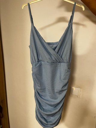 Vestido azul brillante tirantes