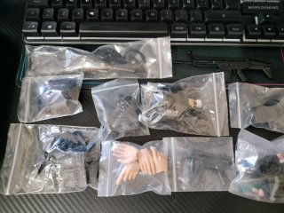 Figura custom Ghost (COD) y Hunk (RE) 2 en 1