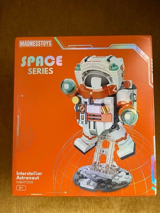 Astronauta Interstellar MBMT009
