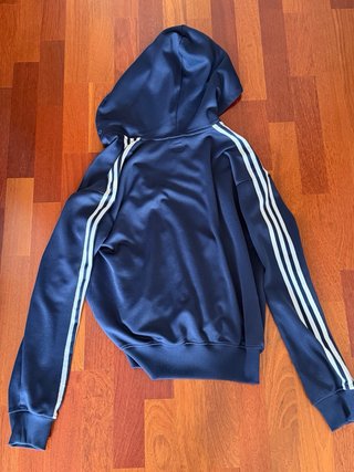 Sudadera Adidas con capucha azul marino