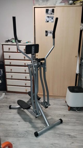 Elíptica de ejercicio