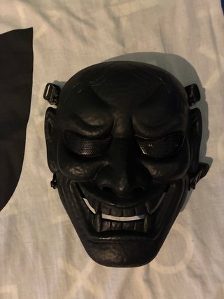 Maschera demone nera