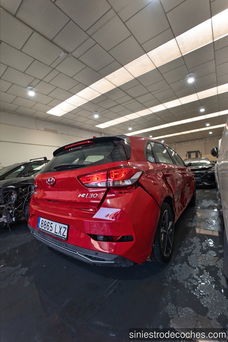Hyundai i30 5P 1.5 DPI KLASS SLX 2022, foto 3