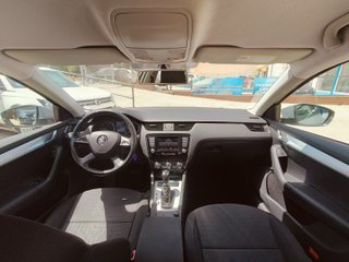 Skoda Octavia 2.0TDI DSG - ETIQUETA B