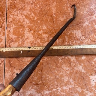 Herramienta antigua lezna o madreñero