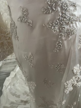 Vestido de novia hecho por diseñador