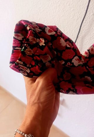 Vestido estampado flores Vero Moda talla xs.