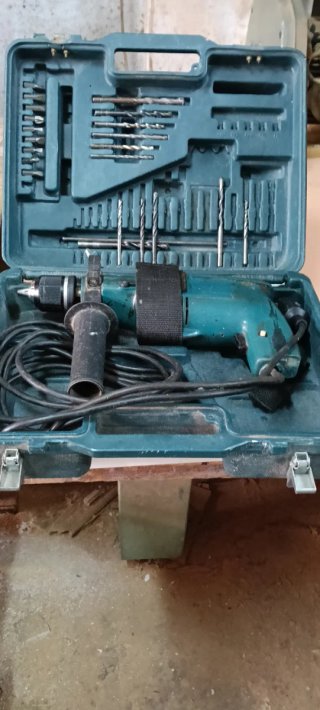 Taladro Profesional Bosch con Maletín