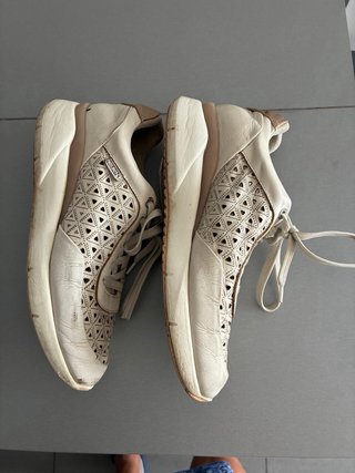 Zapatos Pikolinos Beige/Blanco Talla 40