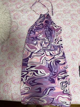 Vestido estampado morado y rosa