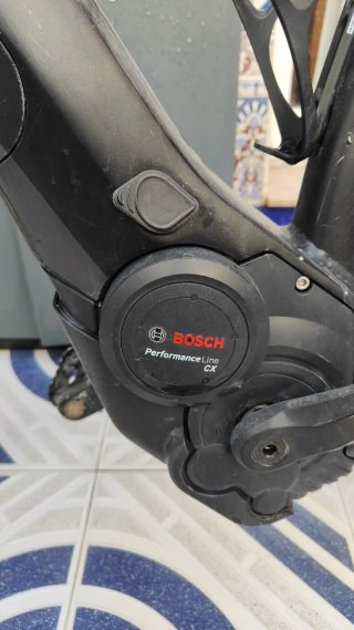 Bicicleta eléctrica Cube motor Bosch