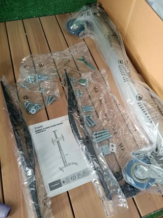TOOQ FS1870M-B Soporte de Suelo con Ruedas para TV