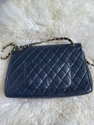 Bolso Piel Azul Marino Cadena Dorada.