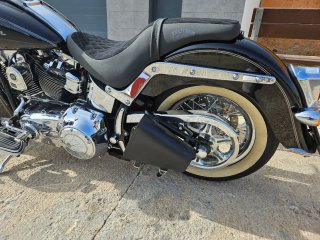 Harley Davidson Softail Deluxe 2016 Negra