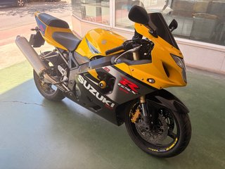 Suzuki GSXR 750 K4