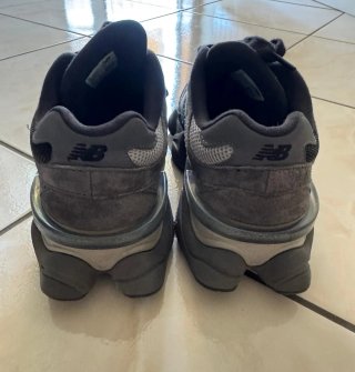 New Balance 9060,Scarpe Unisex Nero Grigio