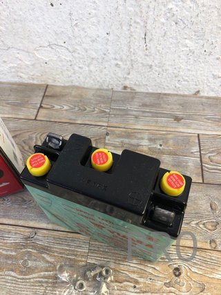 Batería para moto Yusa
