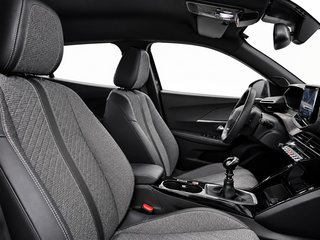 Peugeot 2008 Allure Puretech 100 S&S 6 Vel. MAN