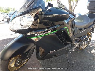 Oferta especial Carenado KAWASAKI GTR 1400 2008 10