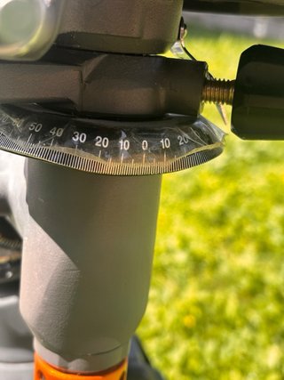 Telescopio Celestron AstroMaster 90