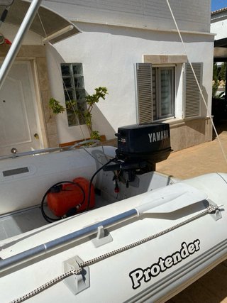 Neumatica Protender 4,20m. Yamaha 25hp Remolque