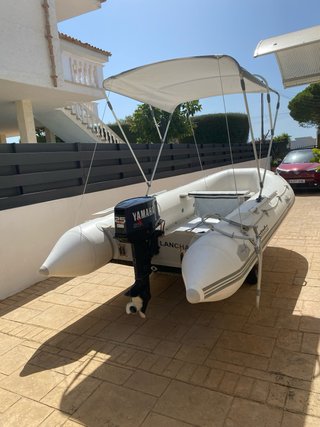 Neumatica Protender 4,20m. Yamaha 25hp Remolque