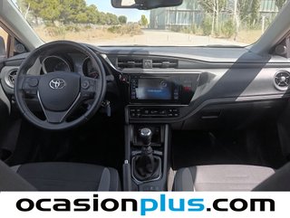 Toyota Auris 120T Active 85 kW (116 CV)