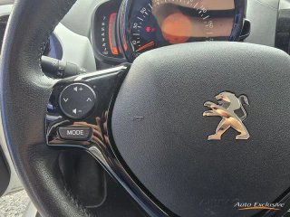PEUGEOT 108 TOP ALLURE VTI