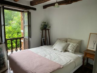 Cama 150x190cm con somier VEVELSTAD y colchón