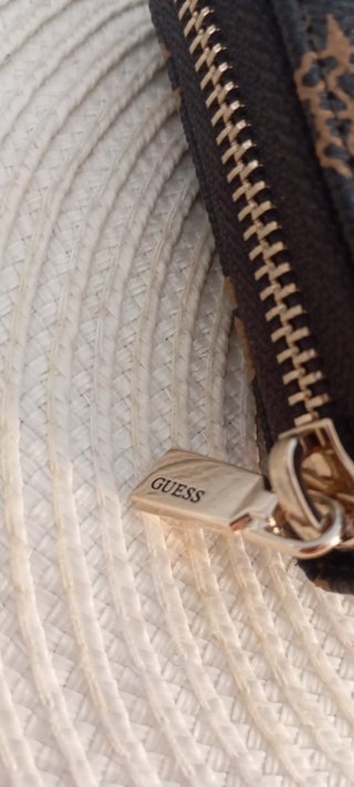 Monedero Cartera Guess Marrón y Dorado