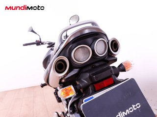 SUZUKI GSR 600