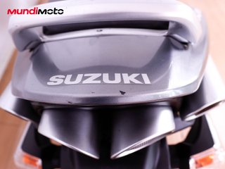 SUZUKI GSR 600