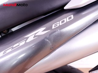 SUZUKI GSR 600